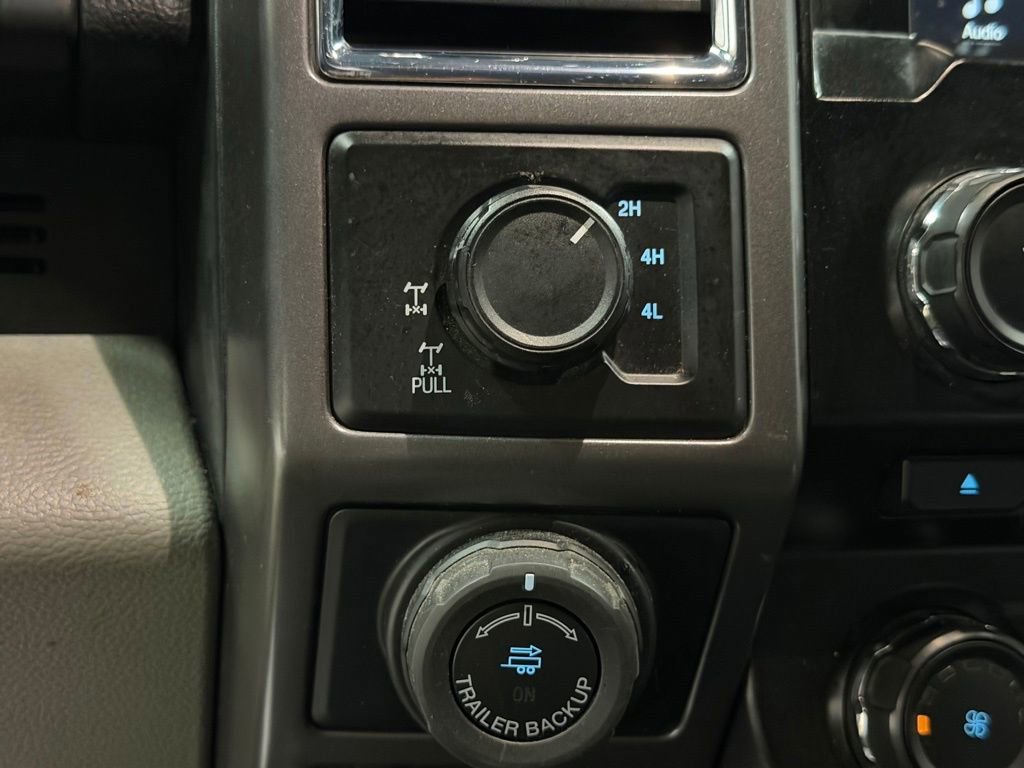 Used 2016 Ford F150 XLT w/ Equipment Group 302A Luxury image 38