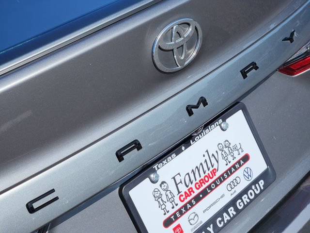 Used 2025 Toyota Camry SE w/ Convenience Package AWD/4WD image 6
