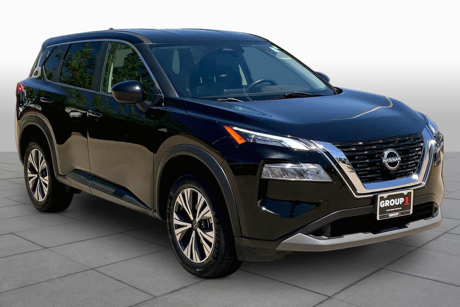 Used 2023 Nissan Rogue SV AWD/4WD image 2