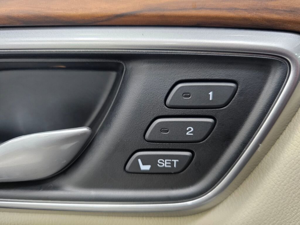 Used 2021 Honda CR-V Touring image 25