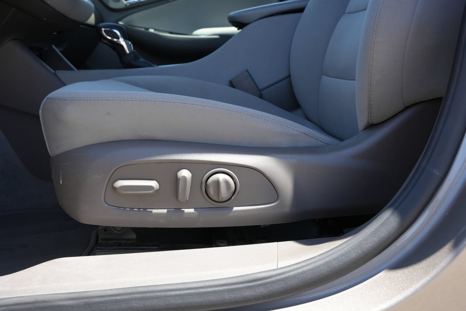 Used 2025 Chevrolet Malibu LT FWD image 20