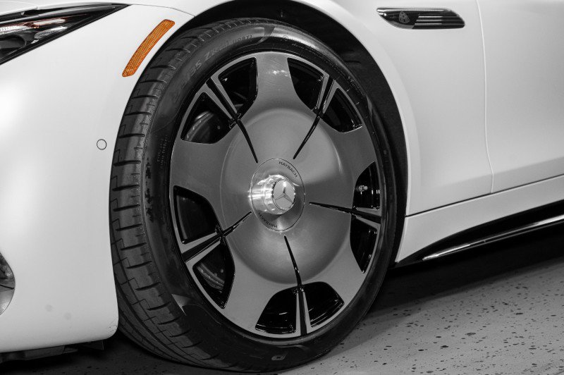 Certified 2026 Mercedes-Benz Maybach SL 680 image 34