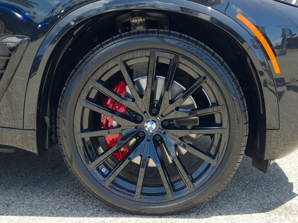 Used 2025 BMW X5 xDrive40i w/ M Sport Package AWD/4WD image 7