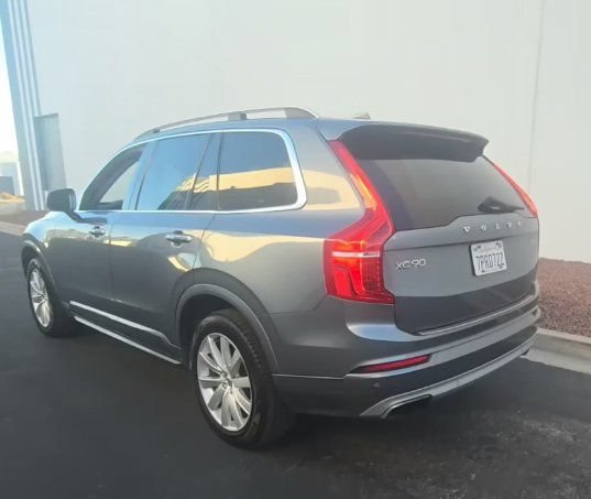 Used 2016 Volvo XC90 T6 Momentum w/ Protection Package Plus AWD/4WD image 7
