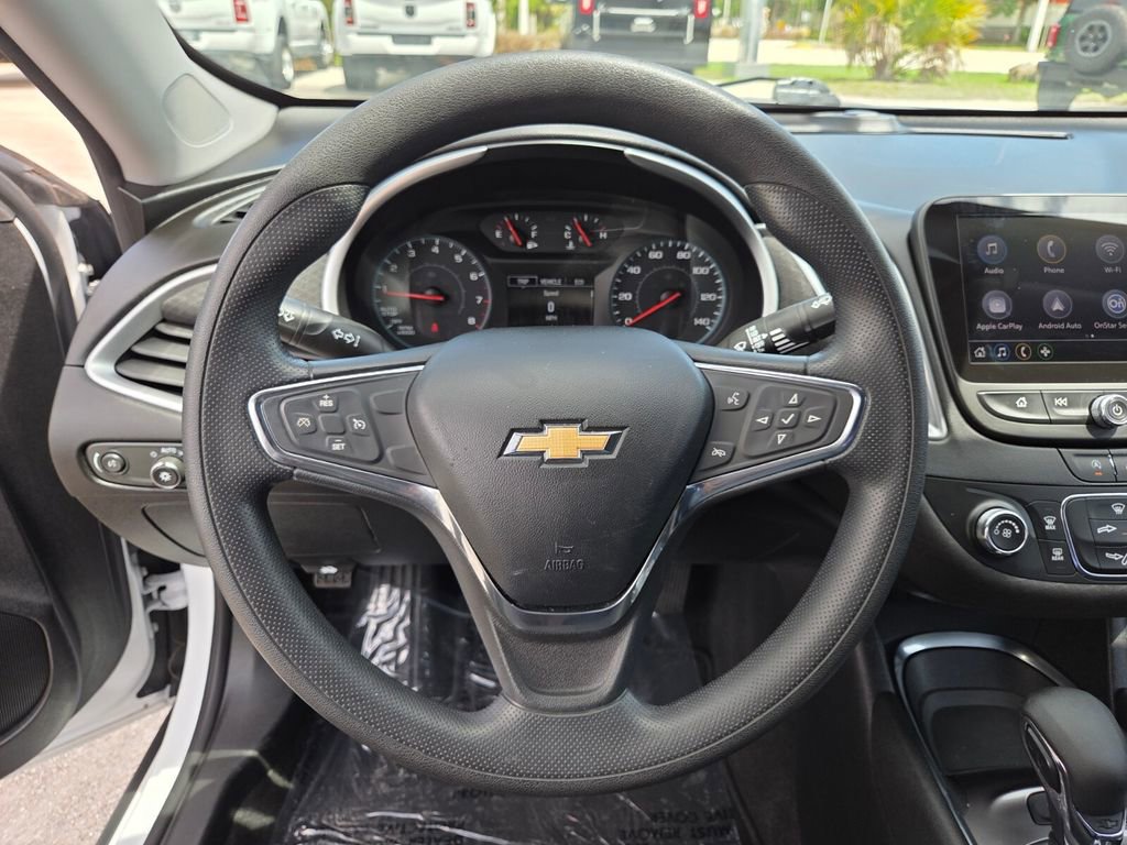 Used 2021 Chevrolet Malibu LS FWD image 25
