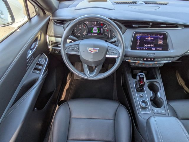 Used 2022 Cadillac XT4 Premium Luxury w/ Technology Package AWD/4WD image 16