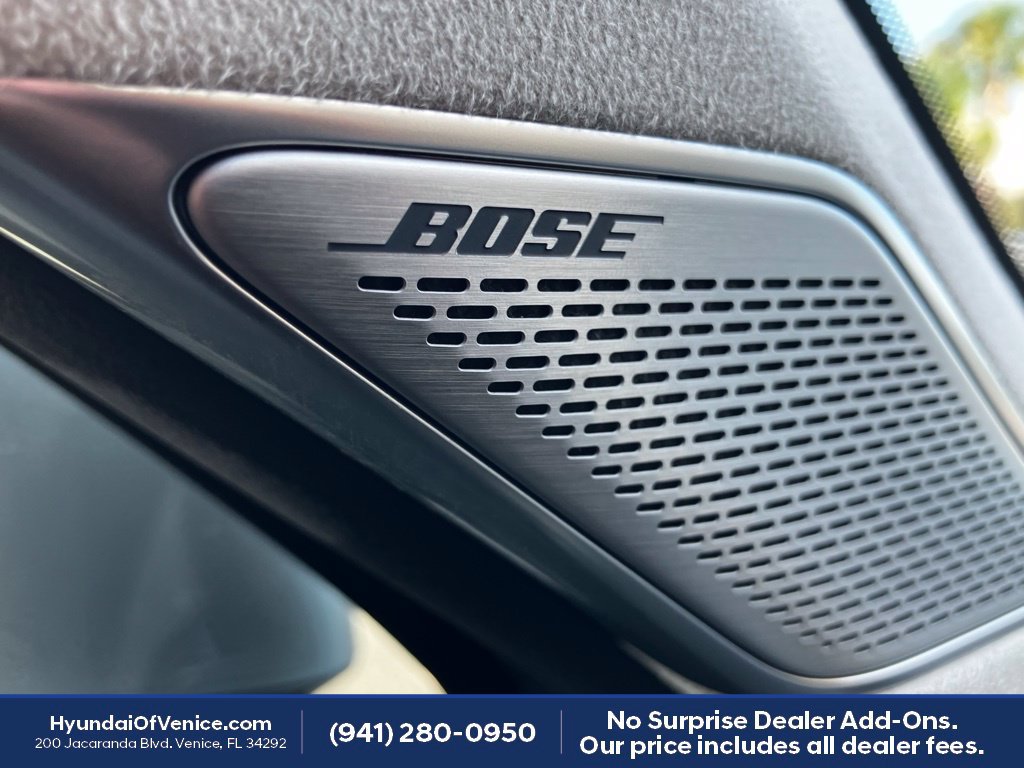 Used 2025 Hyundai Santa Fe Calligraphy AWD/4WD image 6