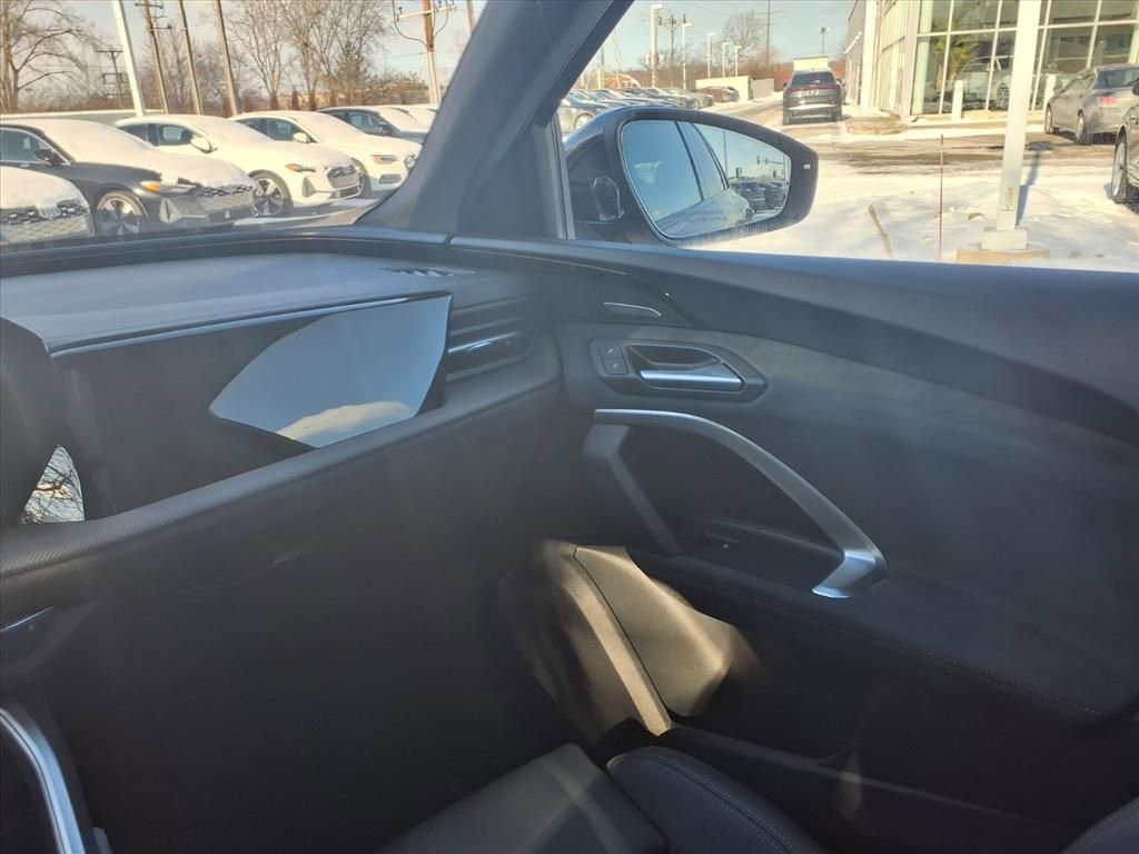 New 2025 Audi SQ5 Premium Plus image 22