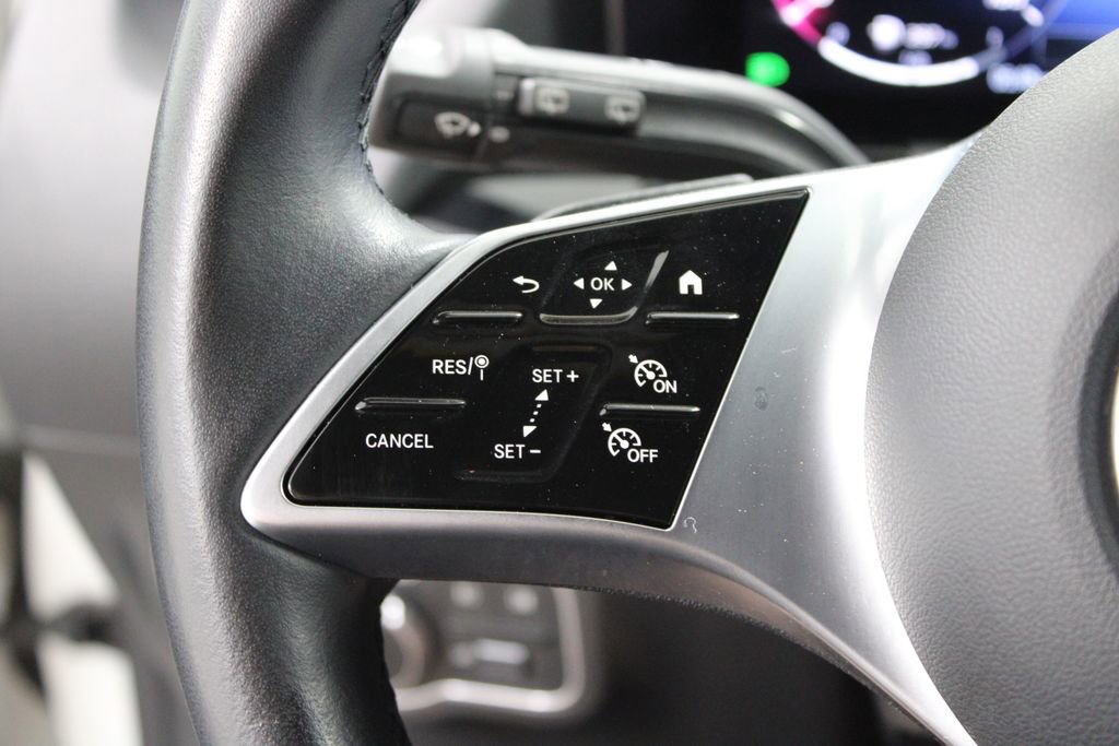 Used 2025 Mercedes-Benz GLA 250 image 34