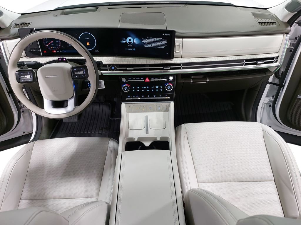 Certified 2025 Hyundai Santa Fe Calligraphy image 9