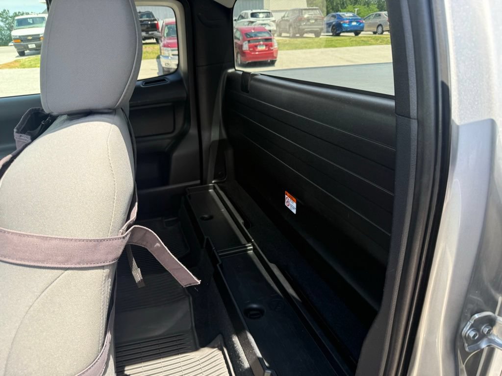 Used 2019 Toyota Tacoma SR RWD image 7
