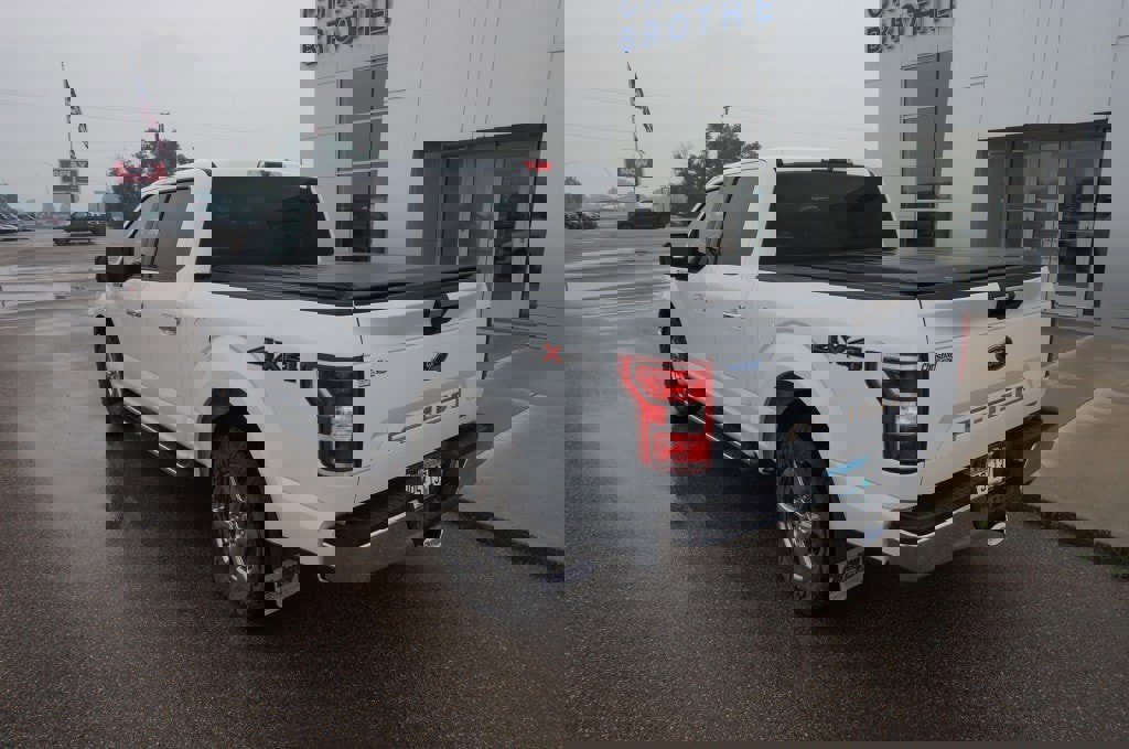 Used 2020 Ford F150 XLT w/ Equipment Group 302A Luxury image 3