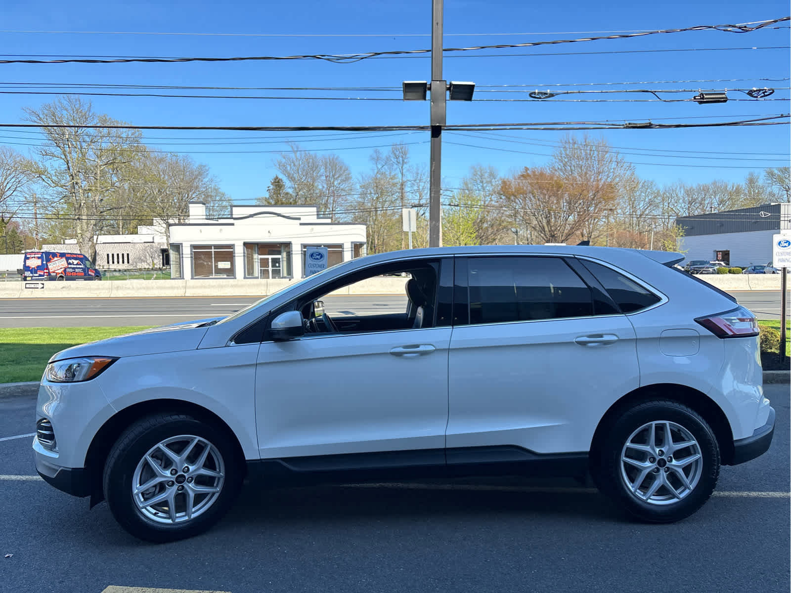 Certified 2023 Ford Edge SEL AWD/4WD image 5