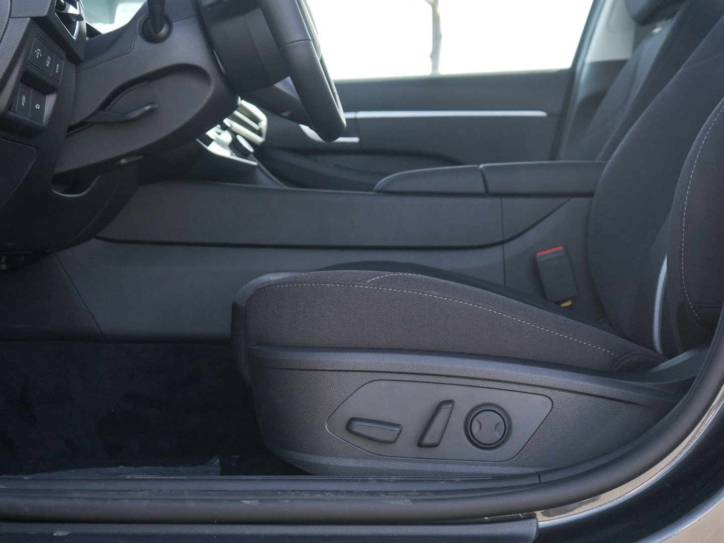 New 2026 Hyundai Sonata SEL FWD image 16