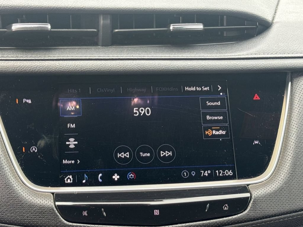 Used 2021 Cadillac XT6 Luxury w/ LPO, Floor Liner Package FWD image 24