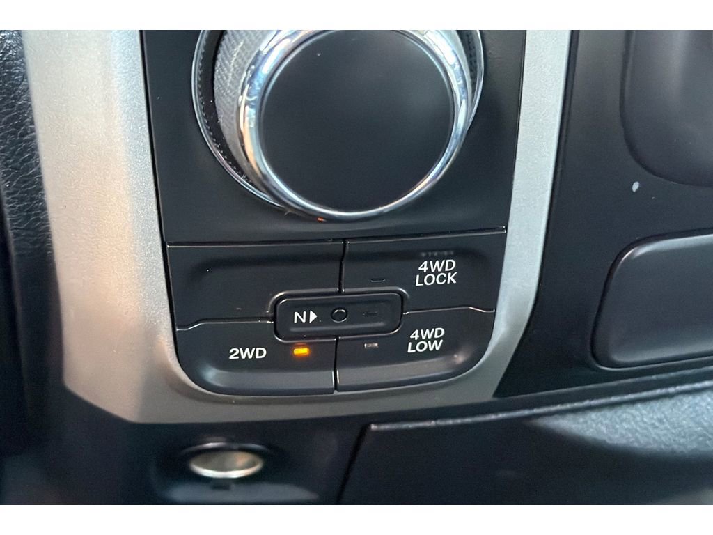 Used 2017 RAM 1500 Classic SLT image 28