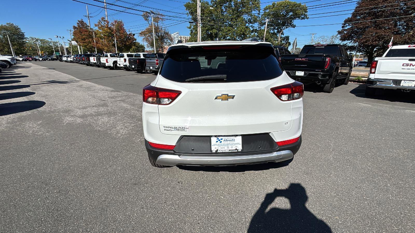 Certified 2023 Chevrolet TrailBlazer LT w/ Convenience Package image 6