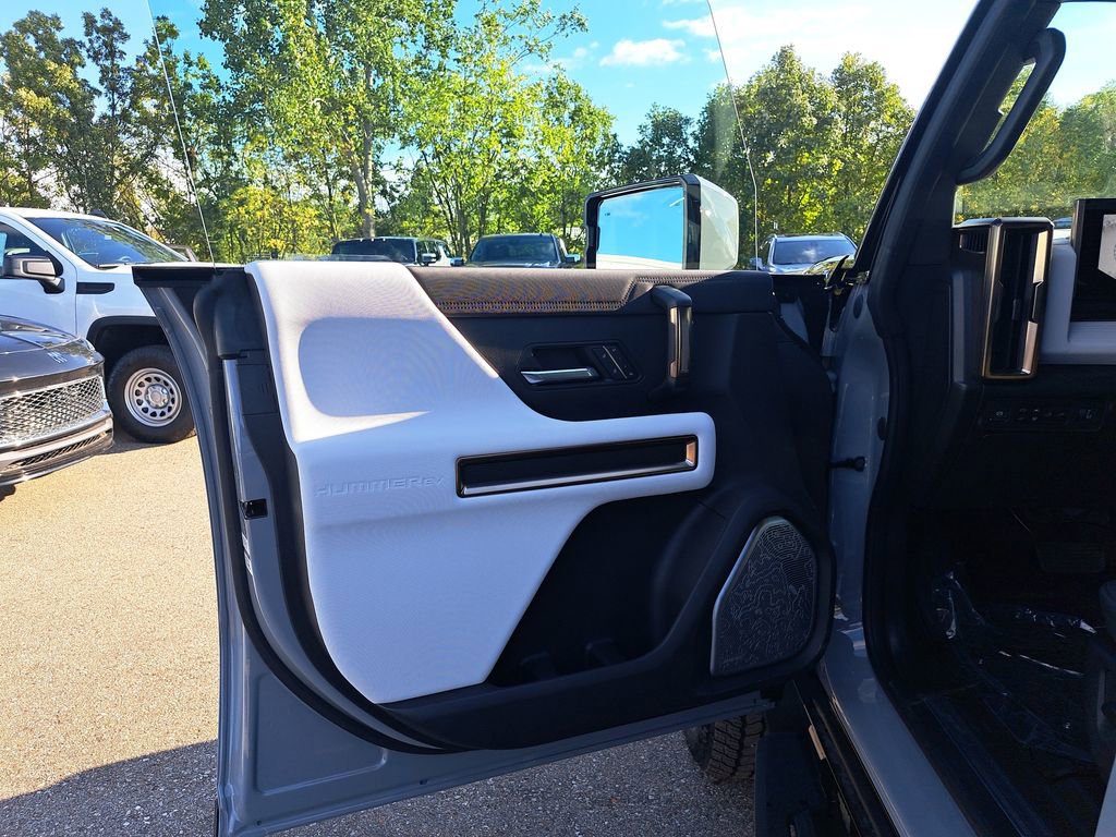 New 2025 GMC Hummer EV 3X AWD/4WD image 17