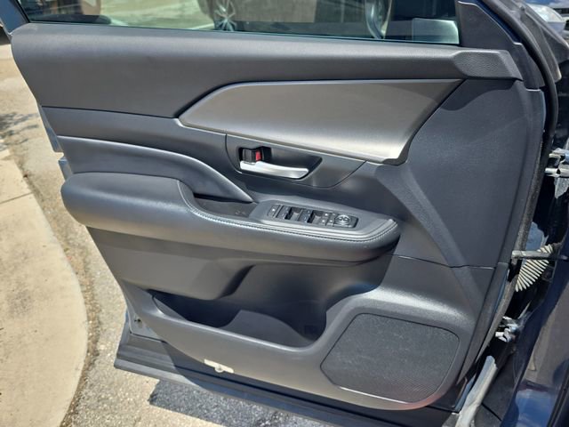 Used 2024 Toyota Grand Highlander AWD image 29