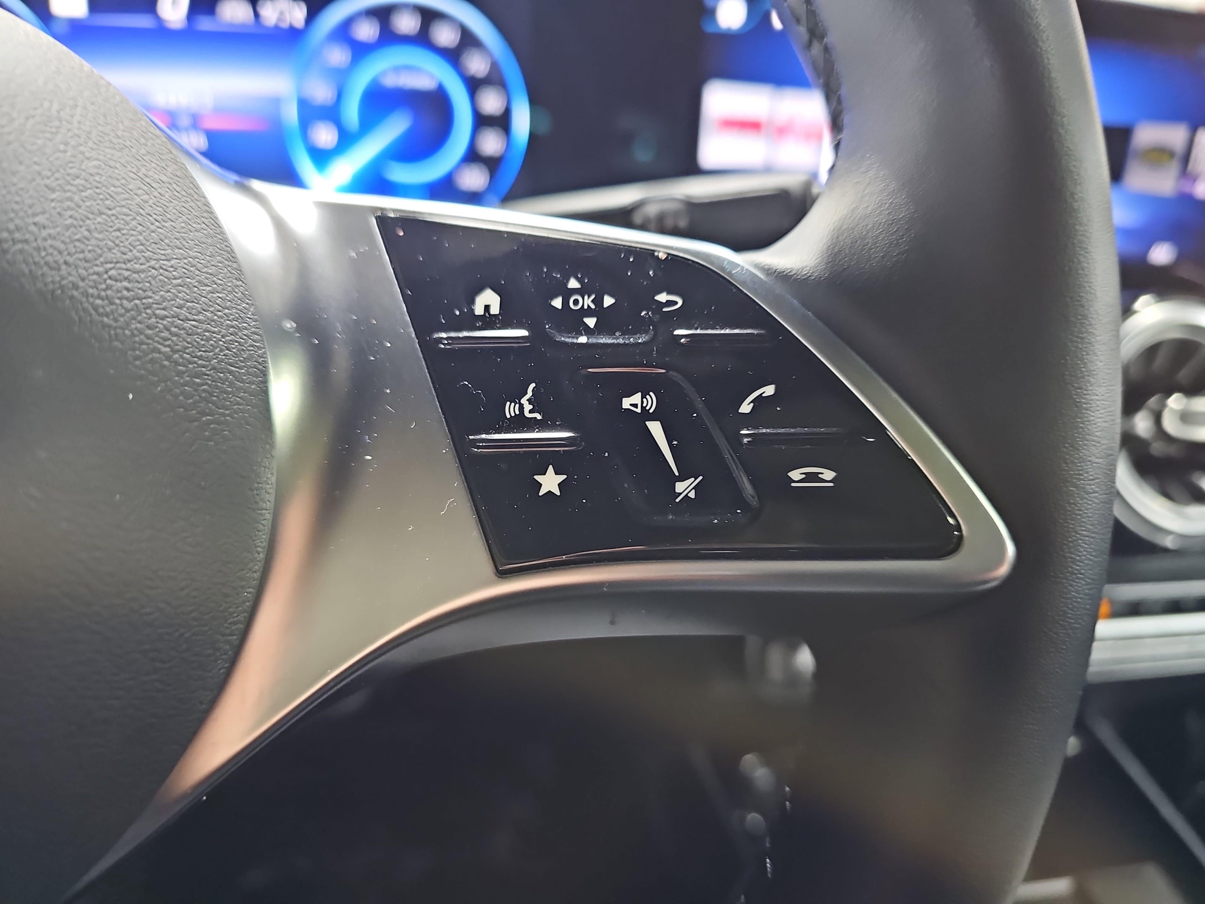 Certified 2024 Mercedes-Benz EQB 250+ image 20