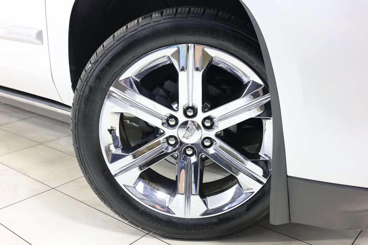Used 2016 Cadillac Escalade ESV Premium AWD/4WD image 15