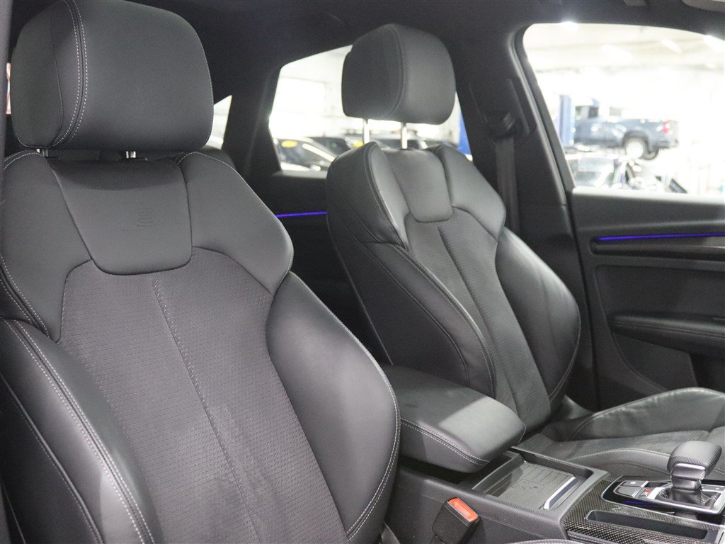 Used 2023 Audi SQ5 Prestige w/ Prestige Package AWD/4WD image 17