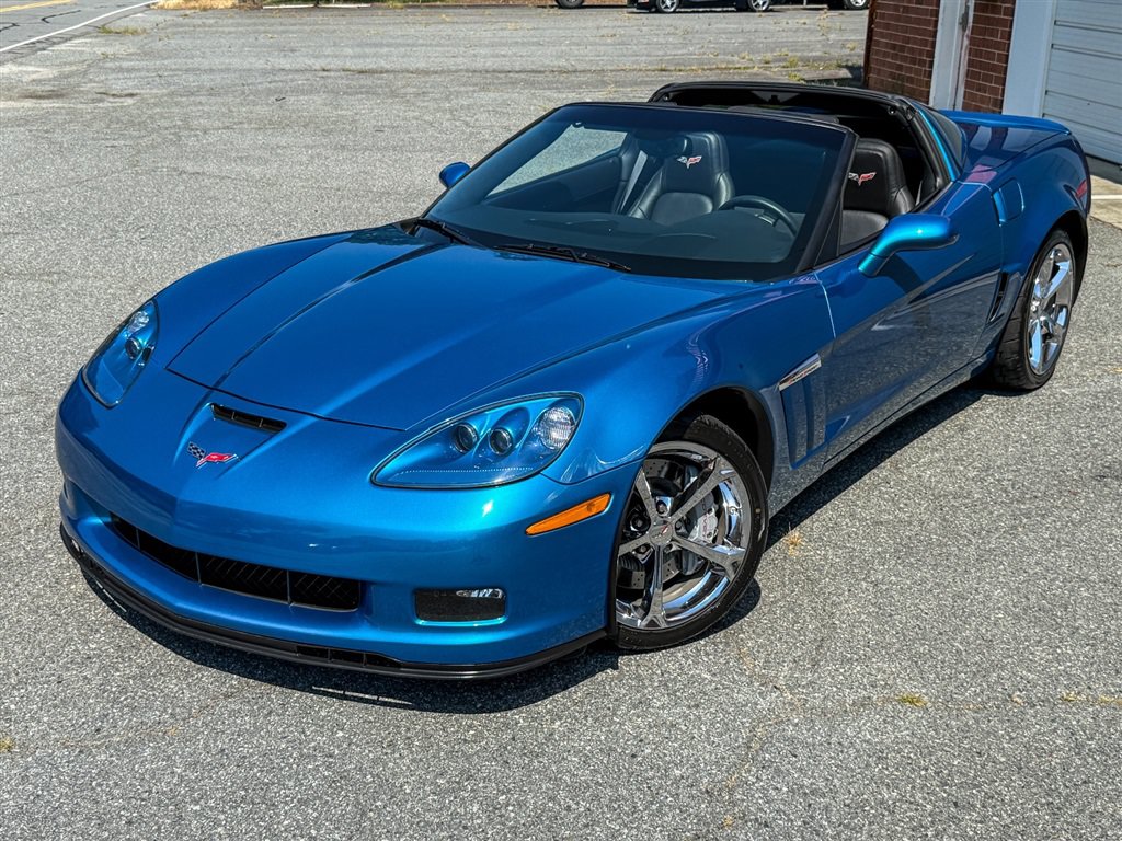 Used 2011 Chevrolet Corvette Grand Sport w/ Preferred Equipment Group RWD image 5