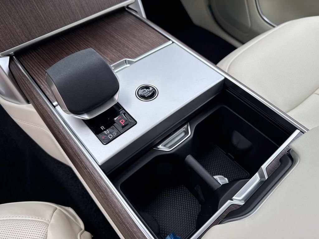 New 2026 Land Rover Range Rover SE AWD/4WD image 27
