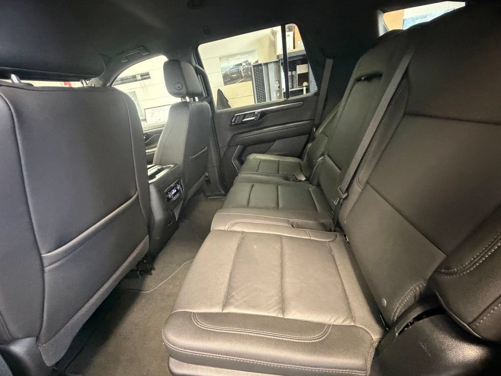 Used 2025 Chevrolet Tahoe LT AWD/4WD image 52