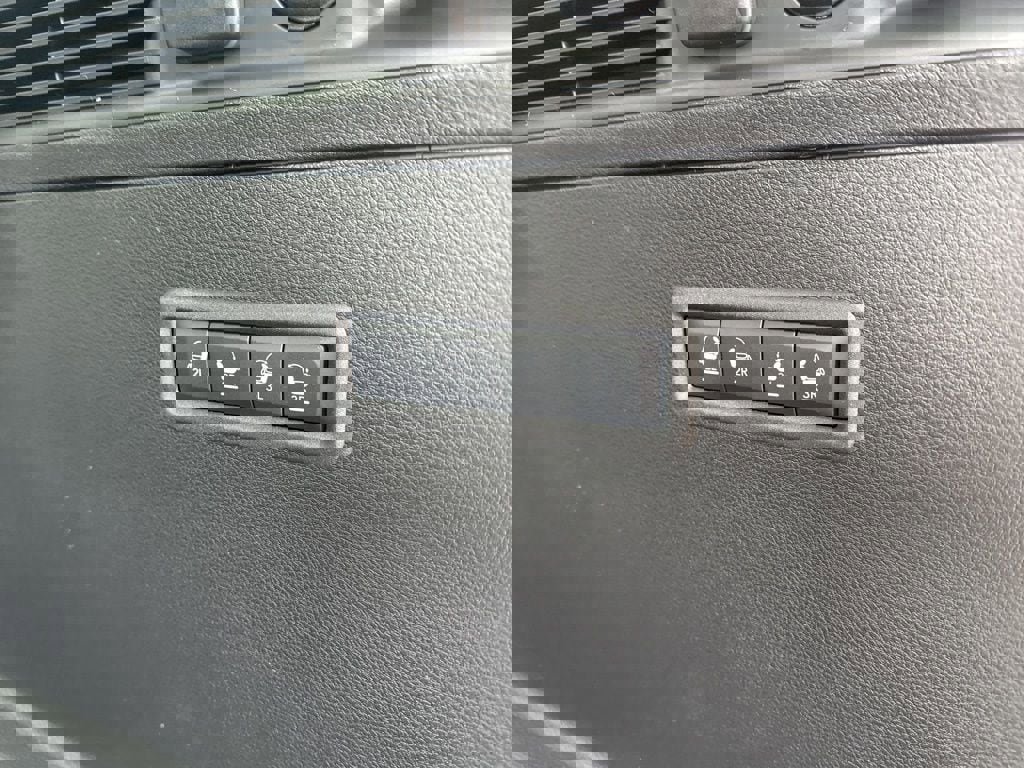 New 2026 Jeep Grand Wagoneer 4WD w/ Premium Group I image 28