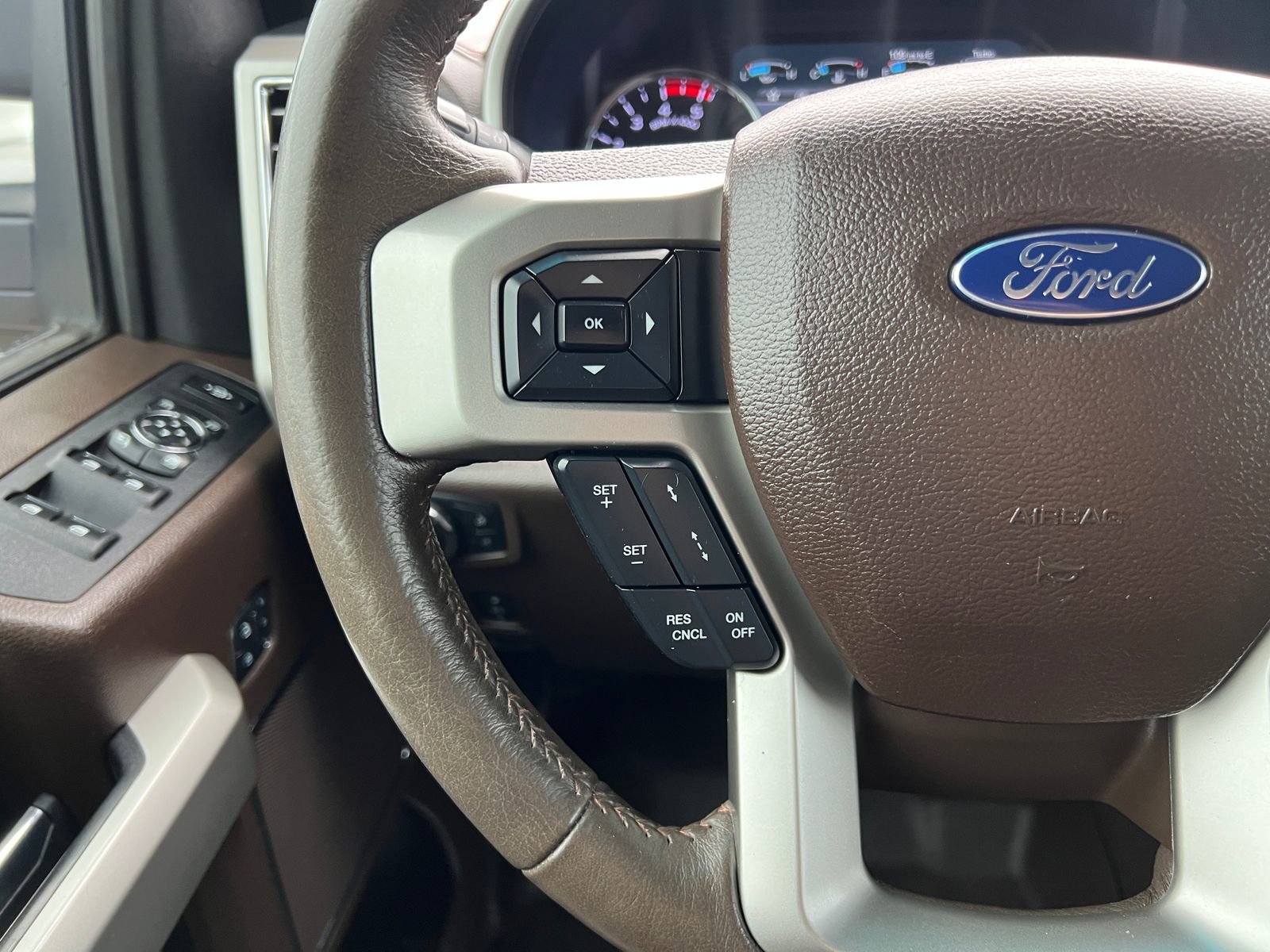 Used 2017 Ford F250 King Ranch w/ King Ranch Ultimate Package AWD/4WD image 29