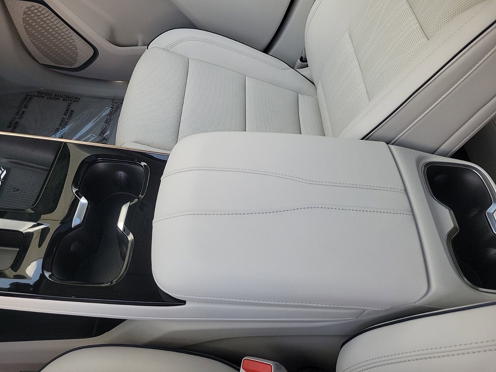 New 2026 Buick Enclave Avenir w/ Super Cruise Package FWD image 18
