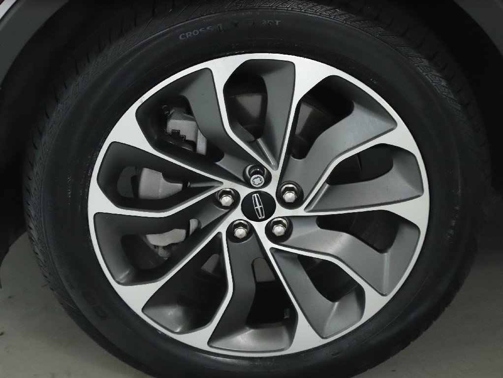 Used 2023 Lincoln Nautilus Reserve w/ Equipment Group 201A AWD/4WD image 40