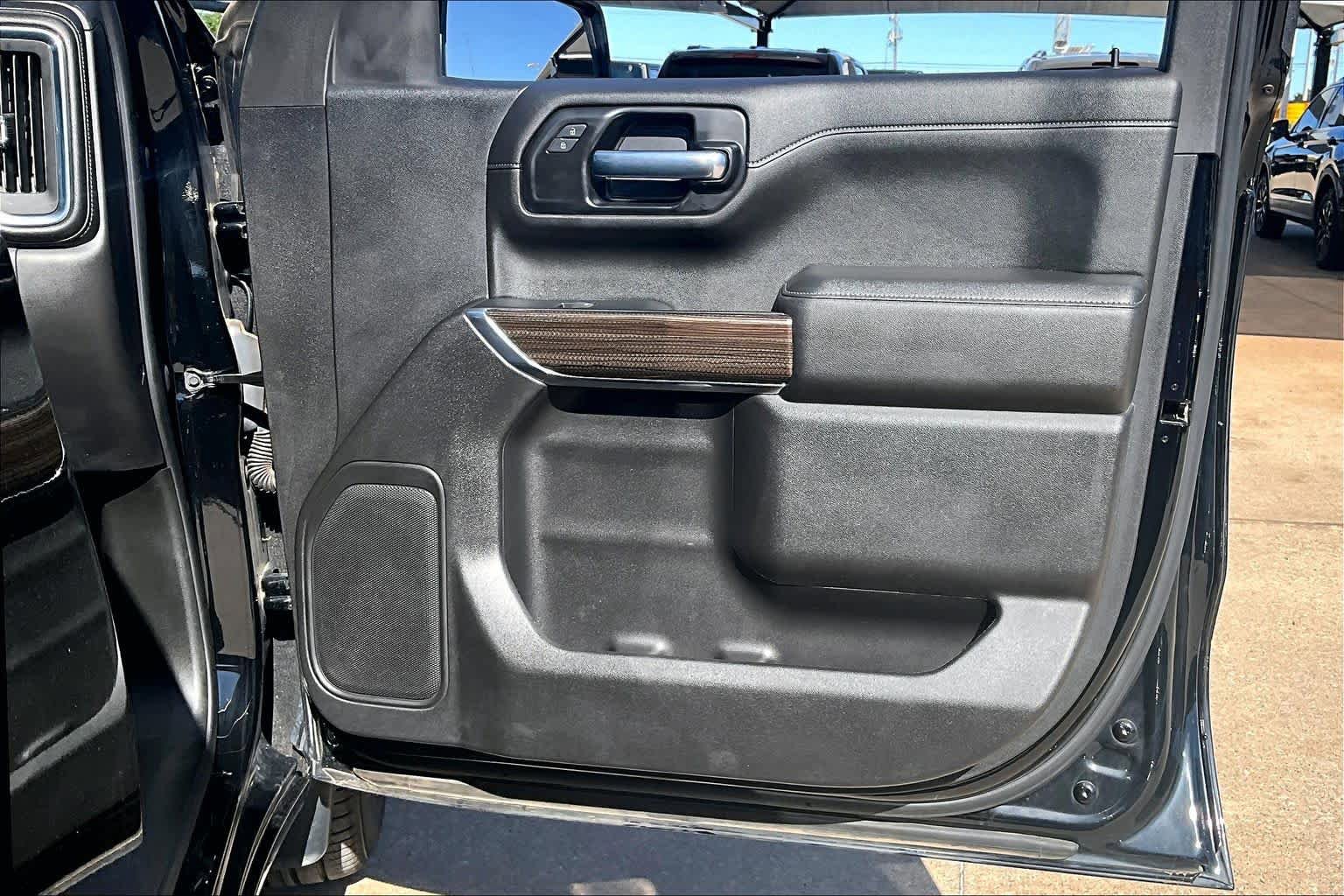 Used 2022 Chevrolet Silverado 1500 RST AWD/4WD image 23