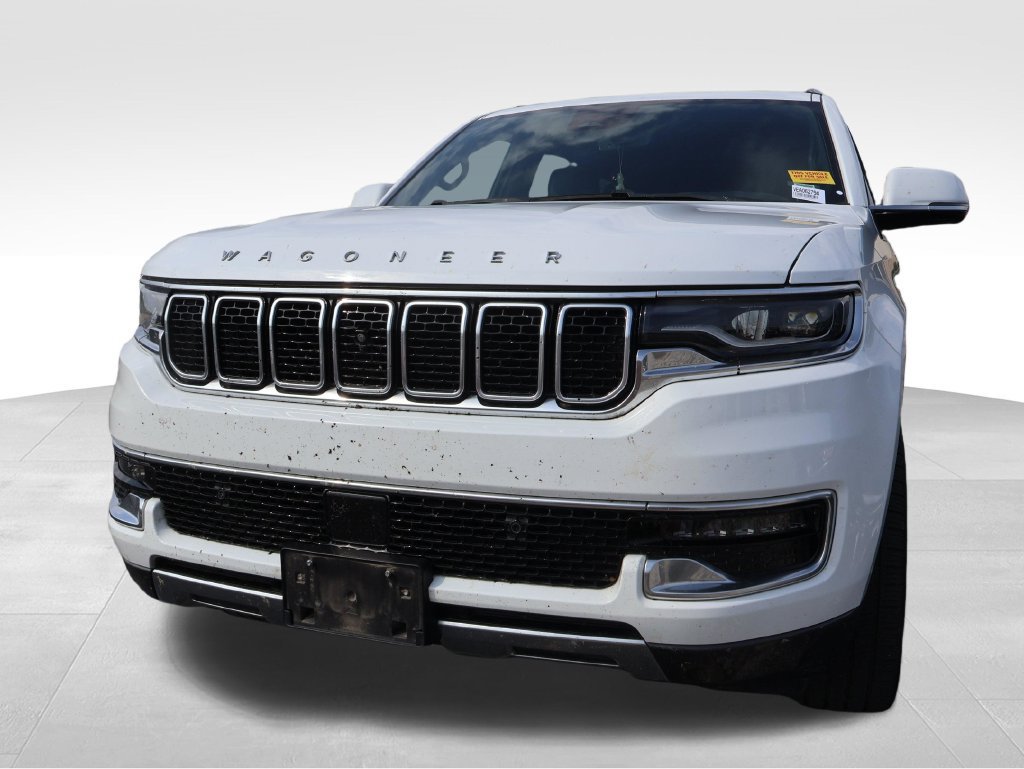 Used 2022 Jeep Wagoneer Series III w/ Premium Group I AWD/4WD image 6