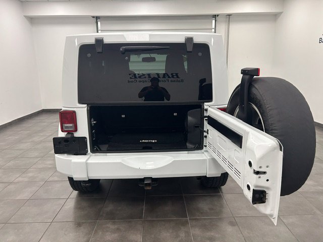 Used 2014 Jeep Wrangler Sahara w/ Dual Top Group AWD/4WD image 23