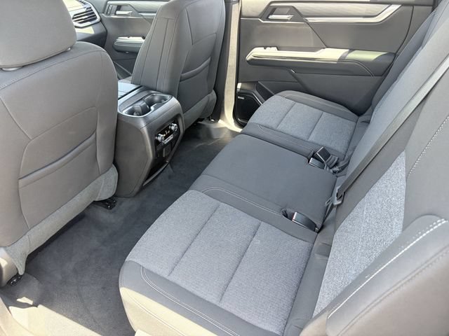 Used 2026 GMC Acadia Elevation FWD image 17