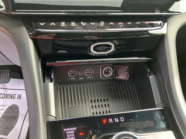 New 2026 Jeep Grand Cherokee Limited AWD/4WD image 18