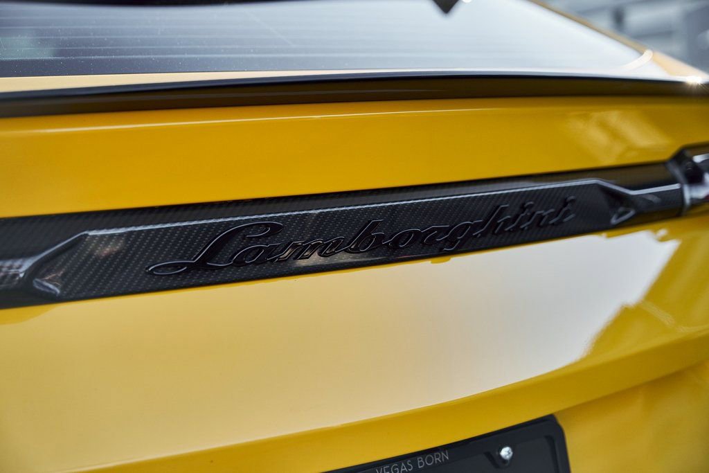 Used 2024 Lamborghini Urus Performante image 18