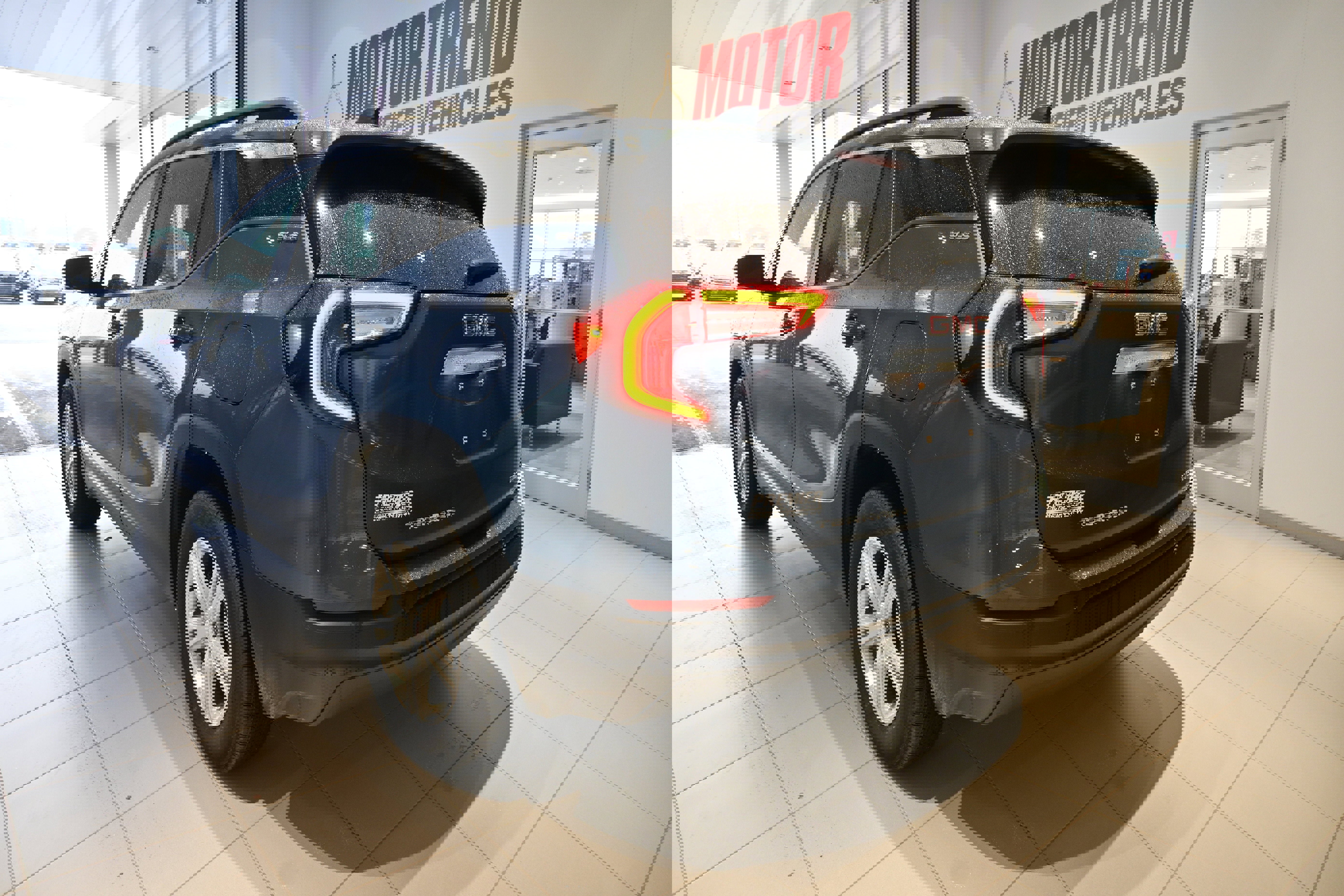 Used 2024 GMC Terrain SLE w/ Driver Convenience Package image 6