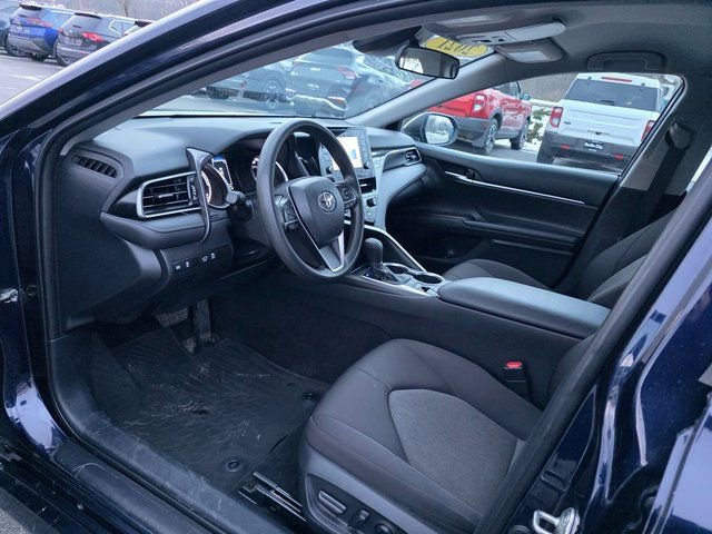 Used 2021 Toyota Camry LE image 14