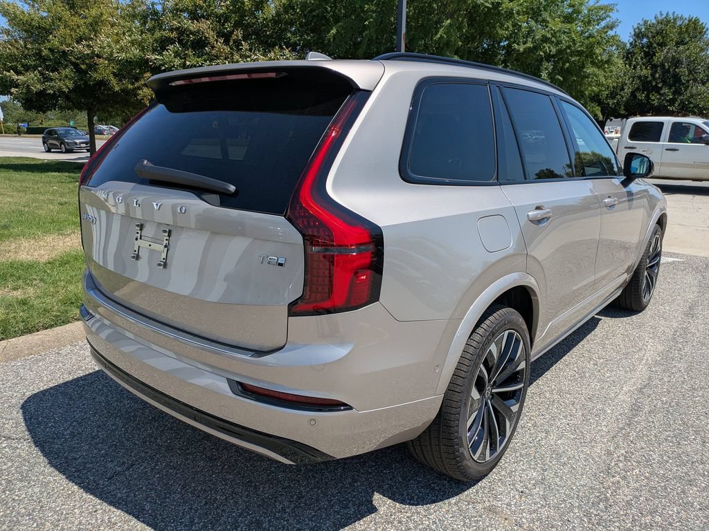 New 2026 Volvo XC90 T8 Ultra w/ Lounge Package AWD/4WD image 4