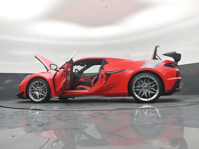 Used 2024 Chevrolet Corvette Z06 w/ Z07 Performance Package image 54