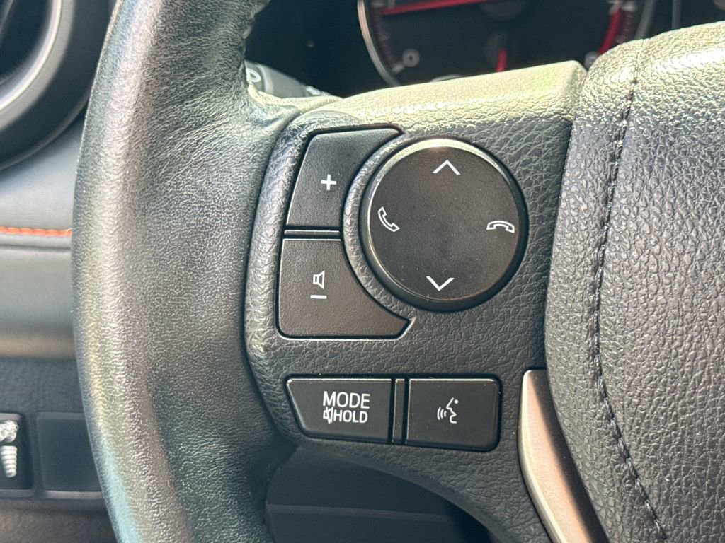 Used 2016 Toyota RAV4 SE FWD image 29