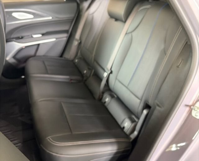 Certified 2024 Cadillac Lyriq Sport w/ LPO, Floor Liner Package AWD/4WD image 5