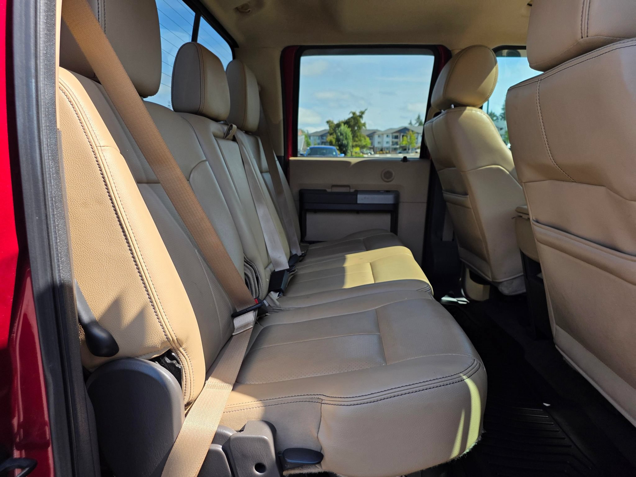 Used 2015 Ford F250 Lariat w/ Chrome Package AWD/4WD image 30