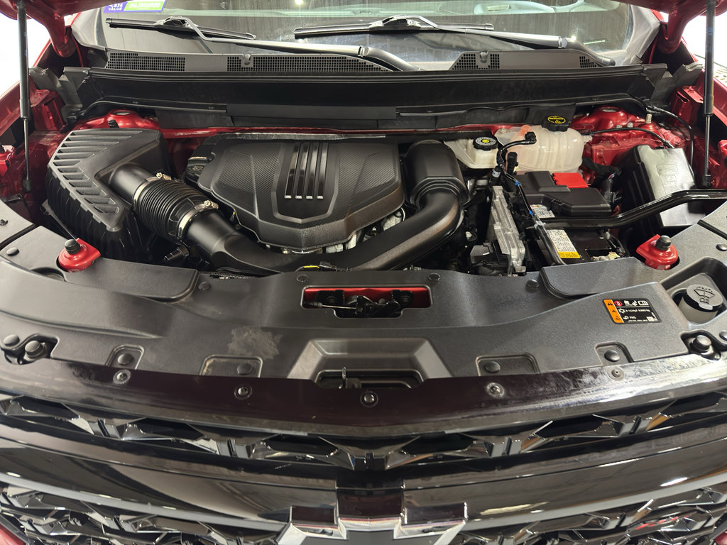 Used 2024 Chevrolet Traverse RS AWD/4WD image 40