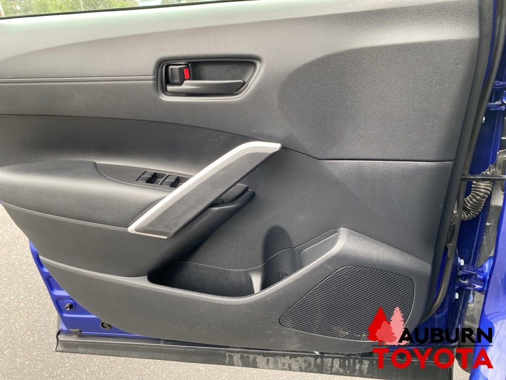 Used 2024 Toyota Corolla Cross AWD Hybrid image 32