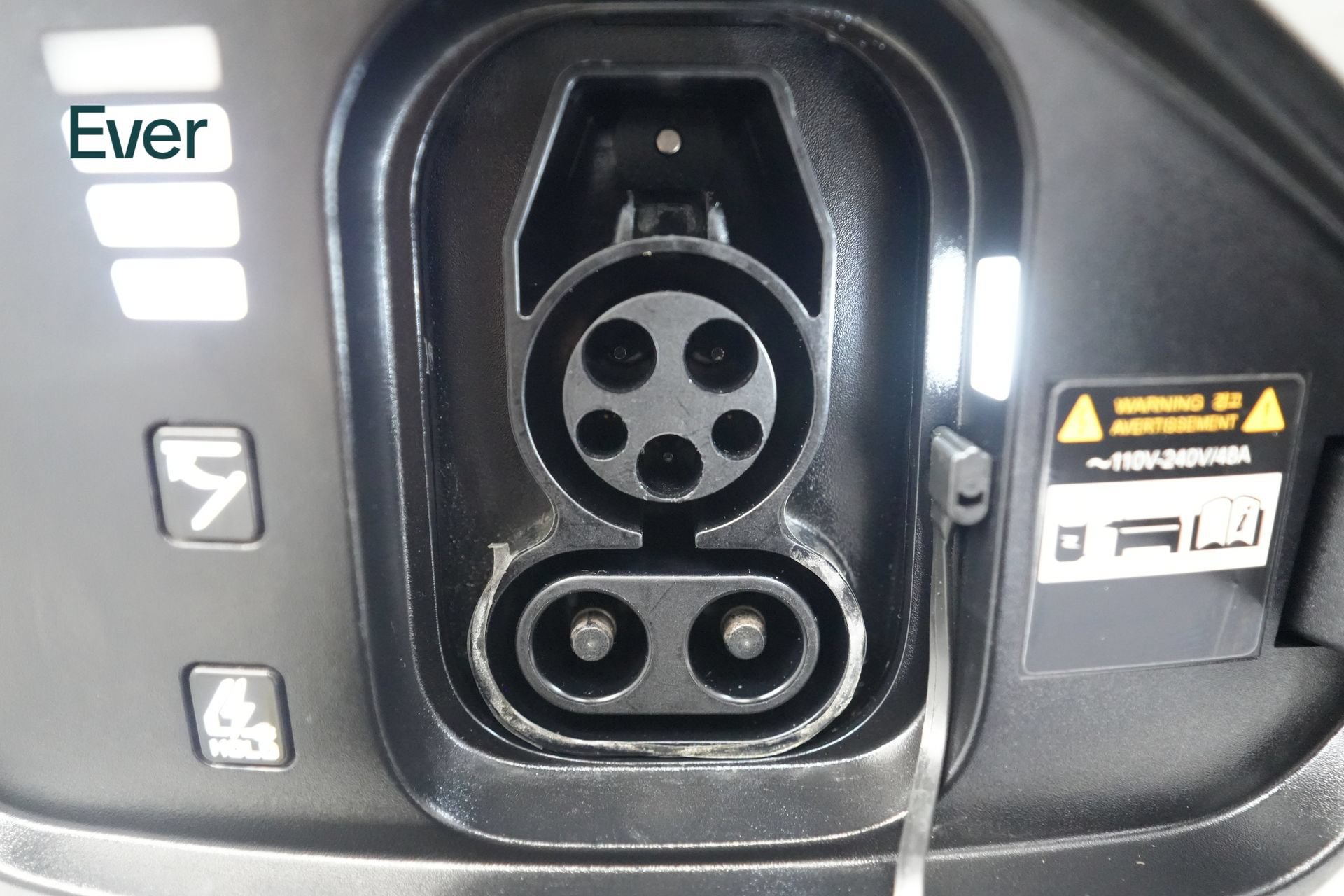 Used 2024 Kia EV6 Light RWD image 10