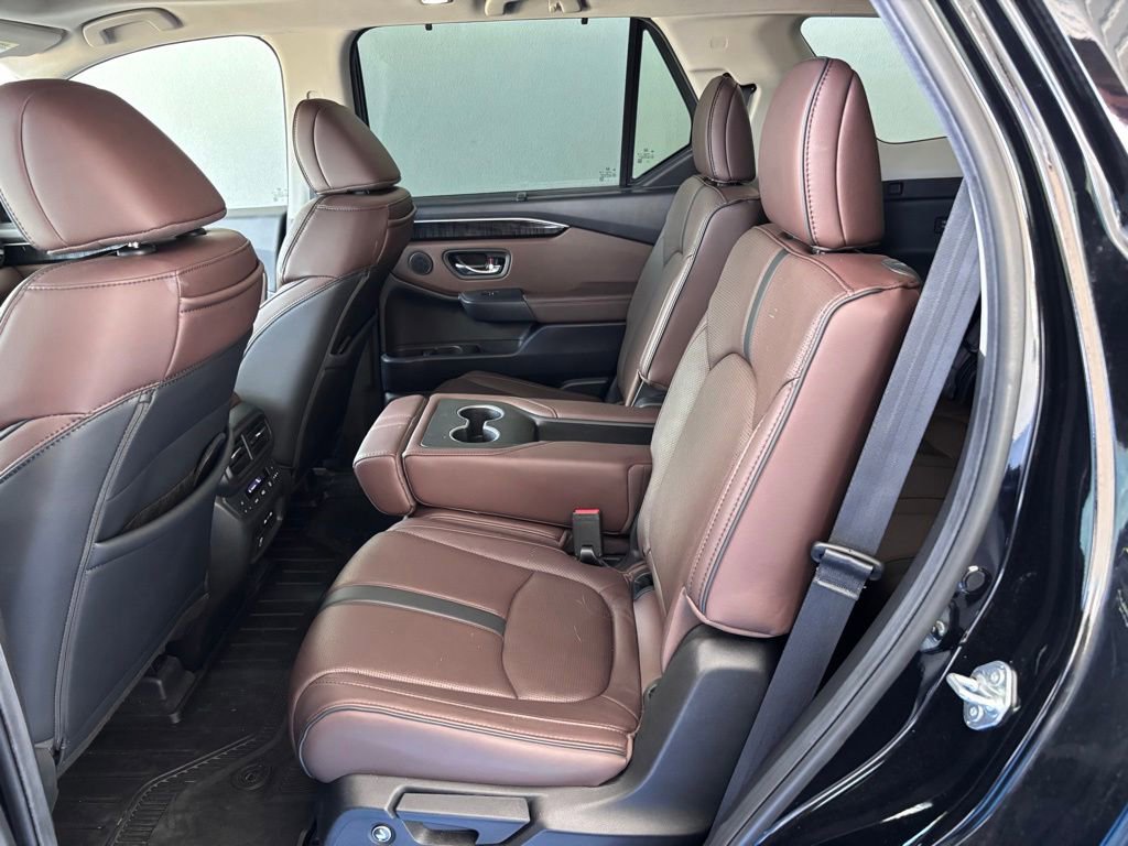 Certified 2025 Honda Pilot Elite image 16